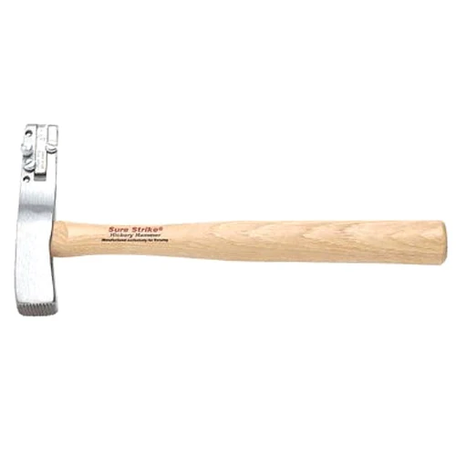 EstWing MRW18R 18 oz Sure Strike roofing hatchet with hickory handle - Mactool Shop