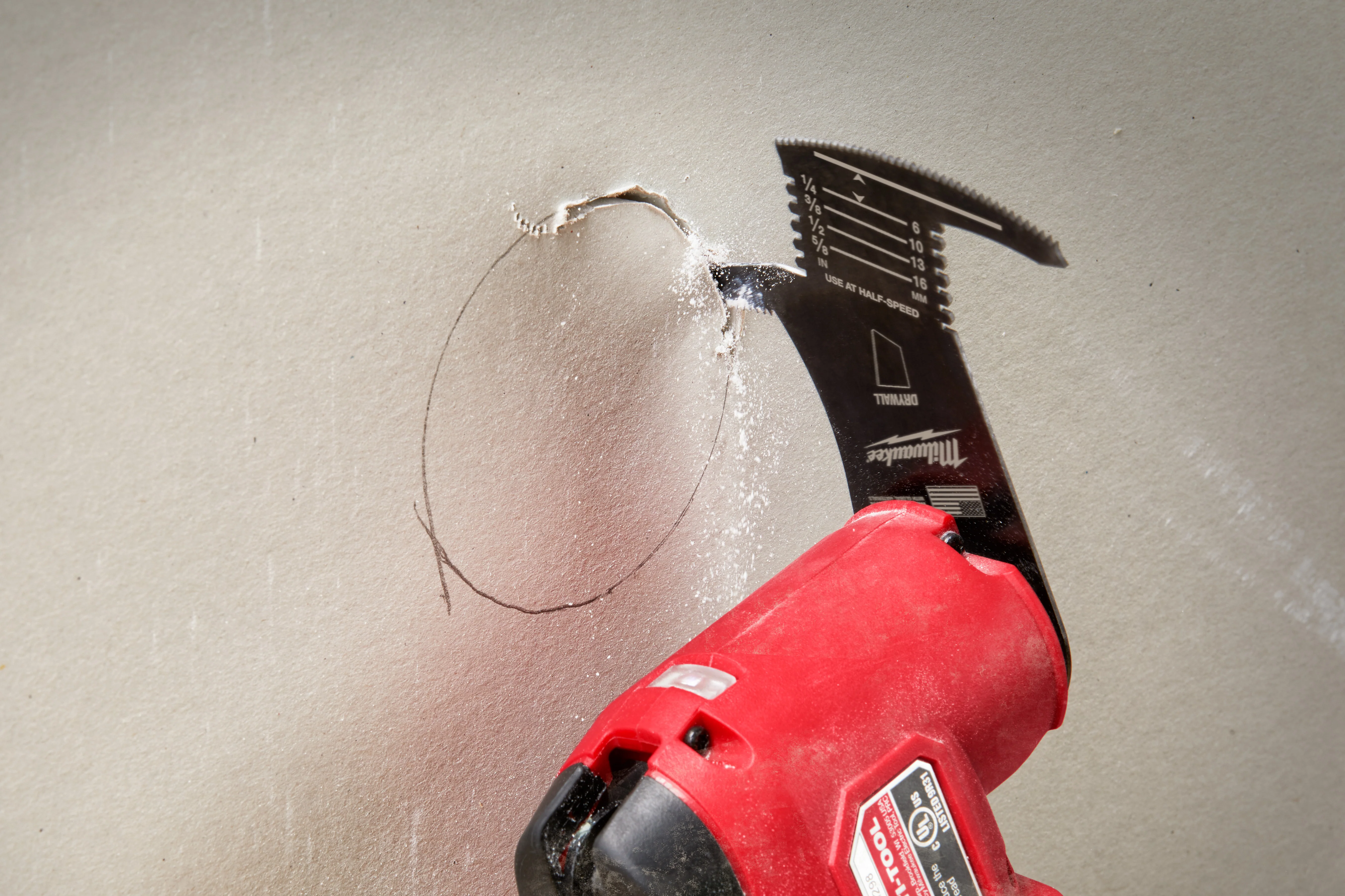 Milwaukee 49-25-2281 Milwaukee® OPEN-LOK™ 5-IN-1 DRYWALL BLADE 1PK - Mactool Shop